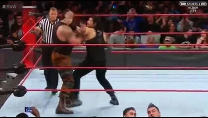 Roman Reigns vs. Braun Strowman WWE Payback