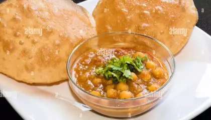 Punjab key choley bahturay Indian Foods atoplay