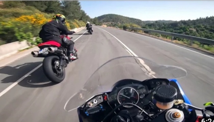 Motorcycle Street Riding With Yamaha R6