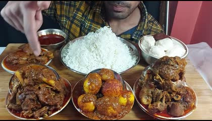MAsaladar mutton curry,egg roast,spicy gravy and huge long grain rice eating