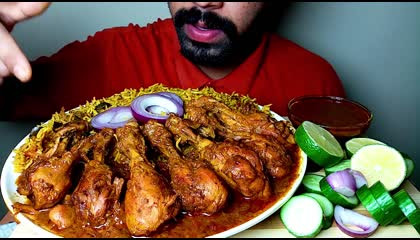Eating veg Biryani with spicy 🥵  chicken leg 🍗 curry 🍛