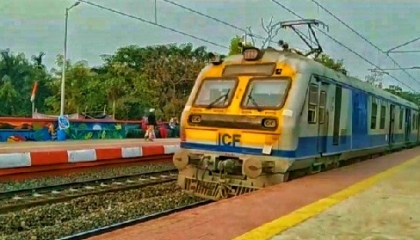 New ICF Memo local Train\\ vs\\ Coach Emu local Train🔥🔥