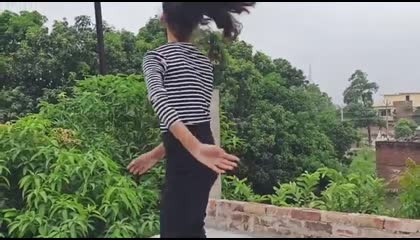 Genda phool dance by aishwarya ft. badshah New trending video atoPlay dance