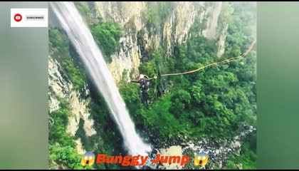 Bunggy Jump ? Cliff jumping ? Who can dare to jump off this Cliff ?