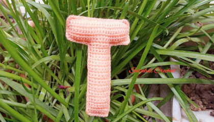 Capital letter 'T' Crochet